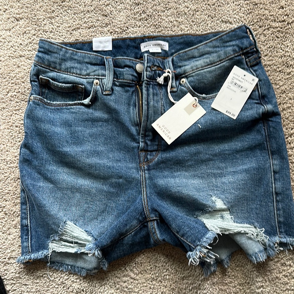 Good American size 2 shorts